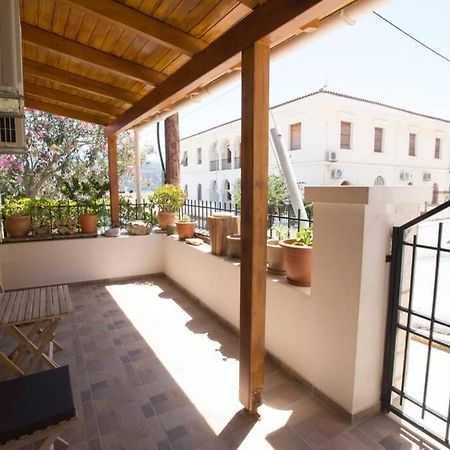 Вилла Kostas' House Argostoli Экстерьер фото