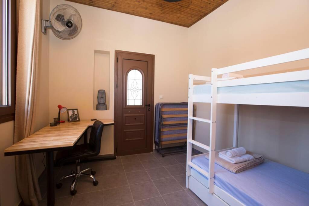 Вилла Kostas' House Argostoli Экстерьер фото